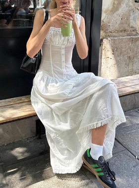 elsa欧美新款度假风辣妹ins时尚方领法式气质修身白色吊带连衣裙