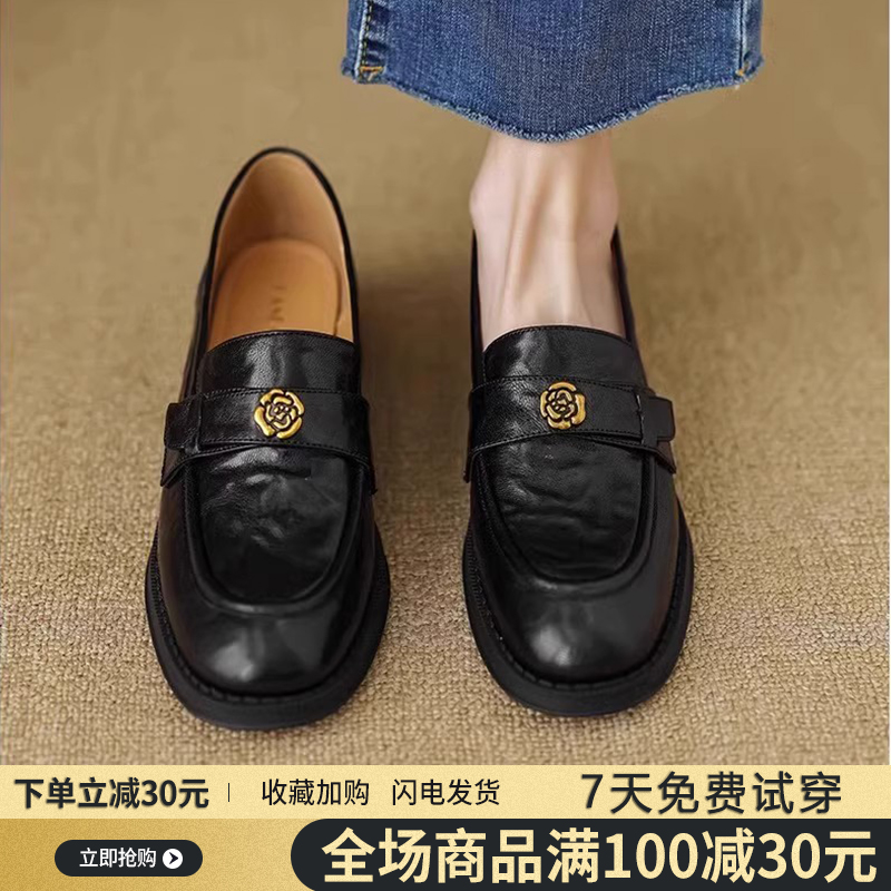 平底粗跟单鞋百搭黑色复古小皮鞋