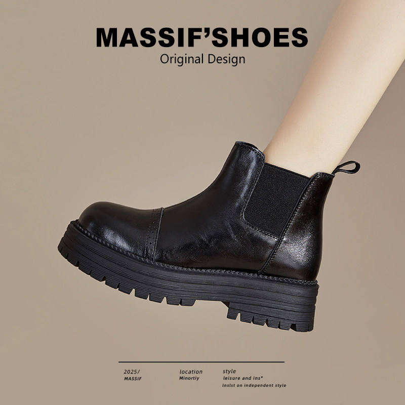 真皮黑色短靴女款2026秋冬新款百搭水洗牛皮复古英伦风厚底马丁靴