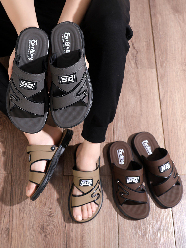 샌들 남성용 신작 여름 해변 아우터웨어 스포츠 드라이버 운전 미끄럼 방지 냄새 내마모성 샌들 및 슬리퍼 남성용