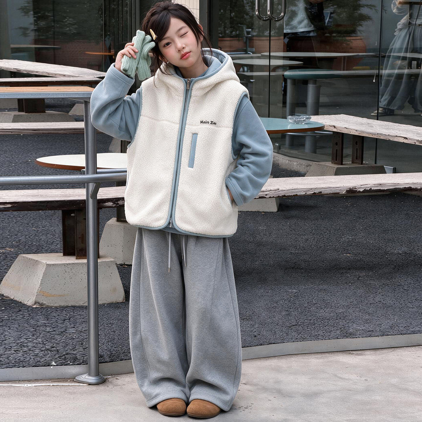 女童运动套装冬季加绒加厚女大童三件套冬装保暖儿童衣服女孩穿搭