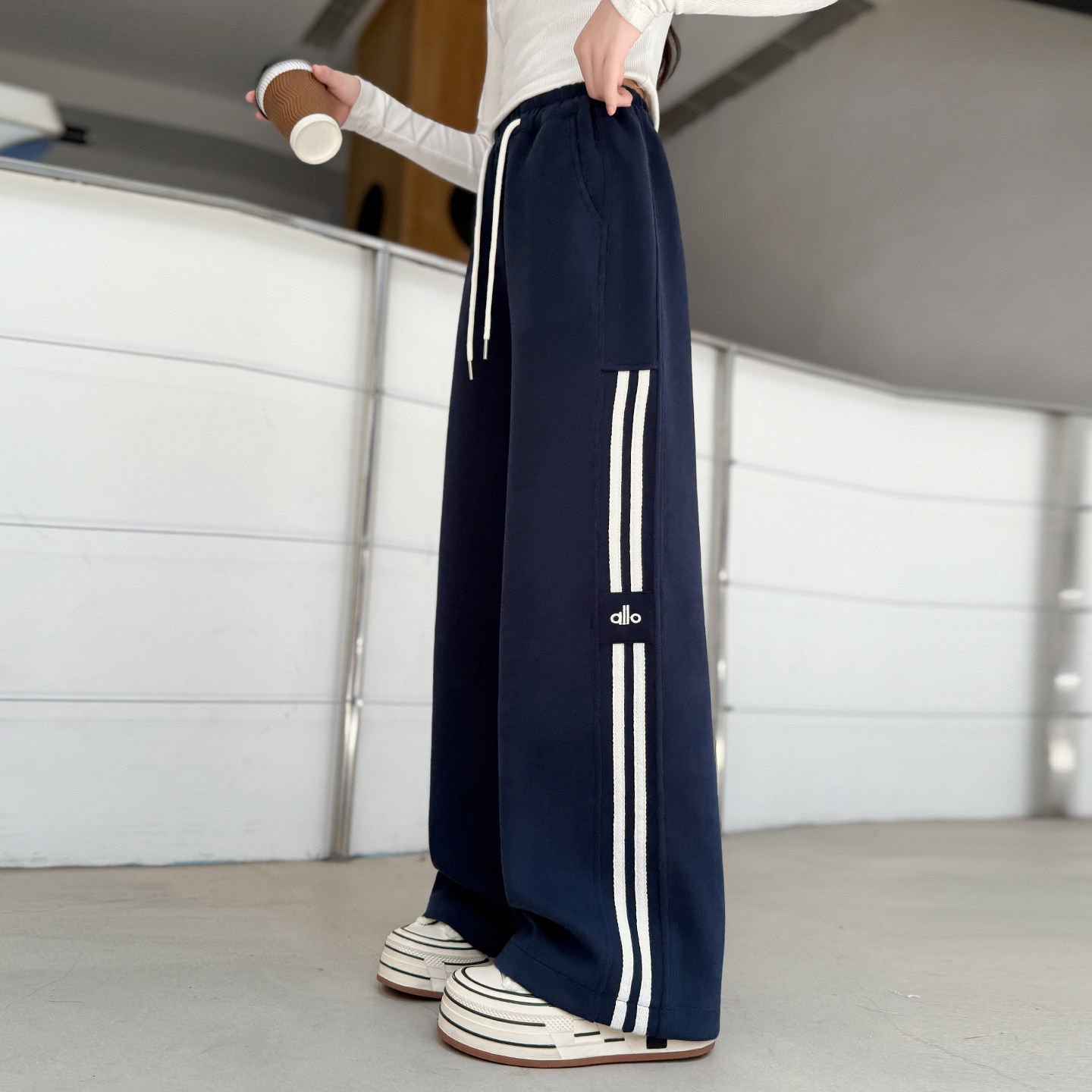 女童加绒阔腿裤秋冬款2025新款儿童裤子冬季加厚一体绒运动裤冬装,童装/婴儿装/亲子装,裤子,淘宝优惠券,粉丝福利购,淘宝优惠卷