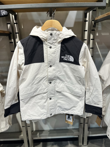 断码特价 TheNorthFace/北面儿童Logo印花防水连帽软壳冲锋衣8742