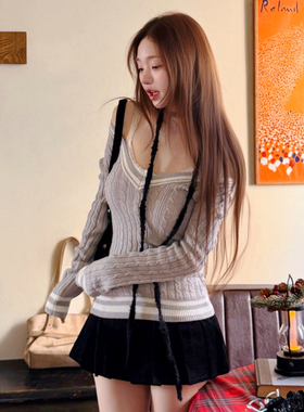 kindame韩国V领绞花编织针织衫女长袖设计感修身显瘦KS25W2616