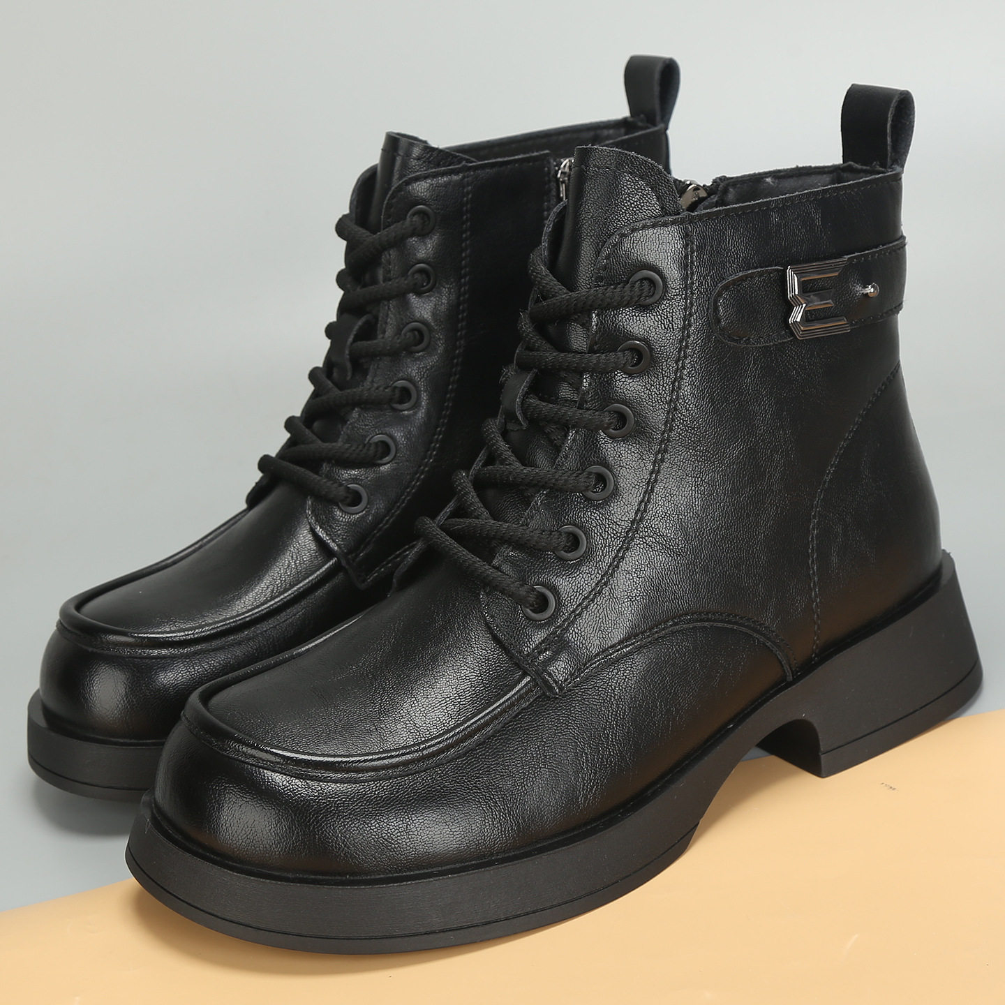 2025冬季新款大码女鞋41到43羊毛内里马丁靴舒适加绒棉靴大号短靴,女鞋,马丁靴,淘宝优惠券,粉丝福利购,淘宝优惠卷