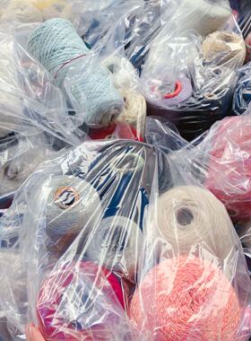 特惠热卖59元5斤包邮 零桶线盲盒套餐围巾毛衣帽子编织买到就是赚