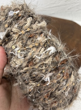 标价250克 超美的美拉德混线 长毛加闪光亮片特色粗线毛衣编织