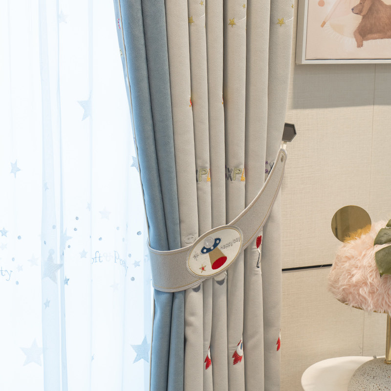 现代简约高档卡通太空人绣花图案灰色儿童房男孩卧室飘窗落地窗帘