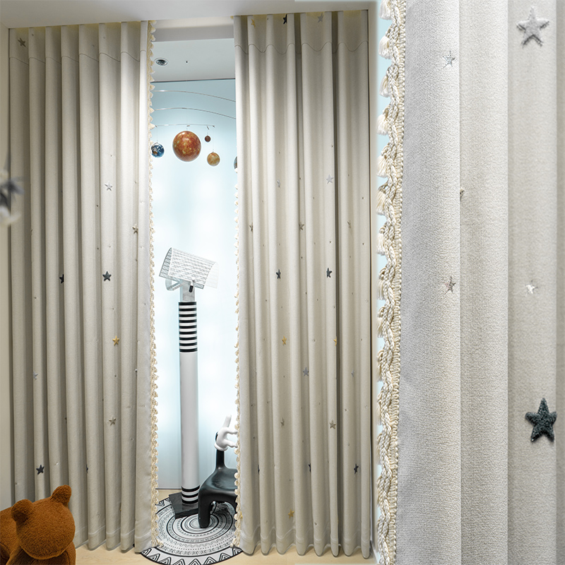 高档现代简约儿童房卡通星星图案雪尼尔男孩女孩卧室书房遮光窗帘