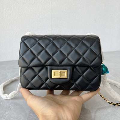 高品质真皮头层羊皮小金球小方包经典小香风菱格链条方胖子斜跨包