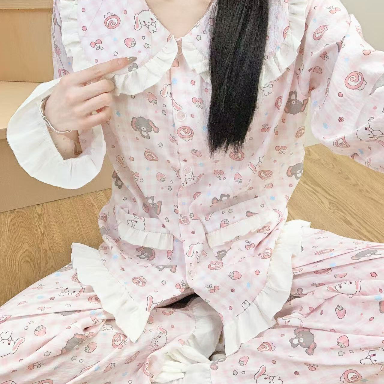 可爱甜点兔娃娃领居家云朵棉新款带胸垫睡衣女可爱学生宿舍可外穿