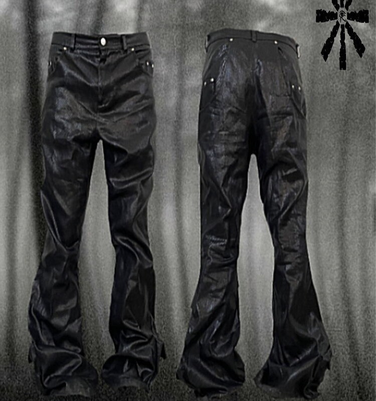 RABBIT.B TOMIKES OIL PASTEL 블랙 왁스 코팅 비닐 부츠컷 청바지