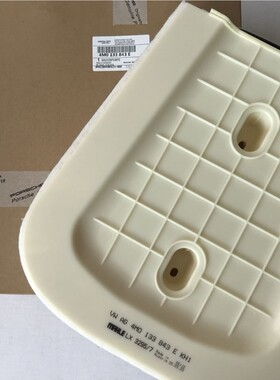 奥迪Q7Q83.0T大众途锐卡宴空气滤芯空气滤清器原装正厂4M0133843E