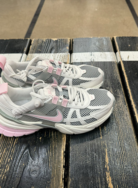 犇犇运动Nike/V2KRun女子缓震跑步鞋HQ4046-FZ2622-HF5342-HV5997