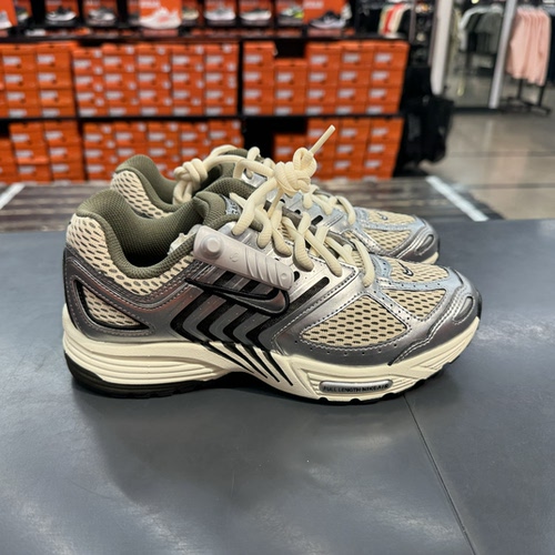 犇犇运动Nike/  AIR飞马男子经典跑步轻便透气休闲鞋HV5748-234