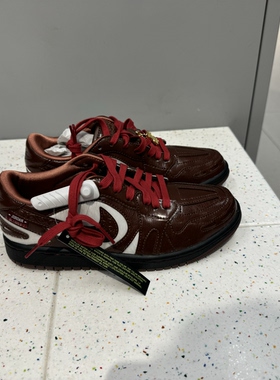 犇犇运动Nike/ 女子AIR JORDAN1 MM复古运动训练休闲鞋IQ1106-220