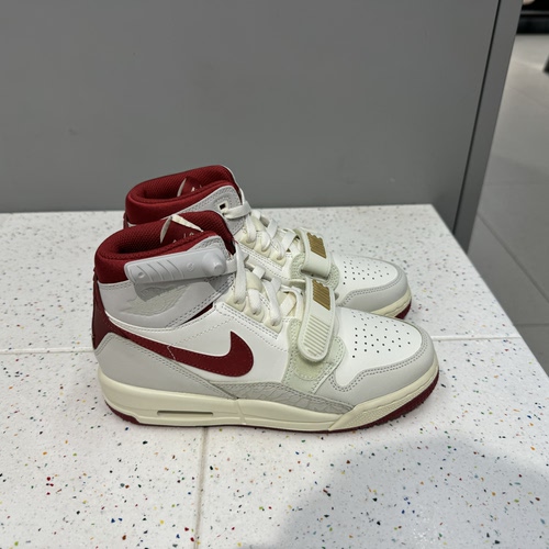 犇犇运动Nike/ 大童AIR JORDAN LEGACY 312GS）休闲鞋 IQ9785-161