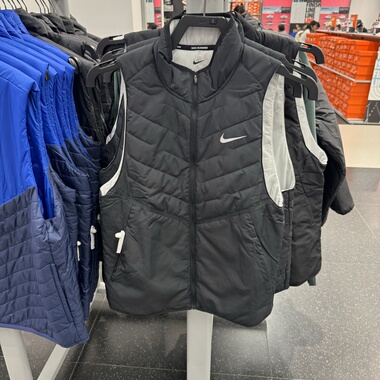 犇犇运动Nike/ THERMA-FIT男子跑步舒适轻薄保暖棉马甲DD5648-010