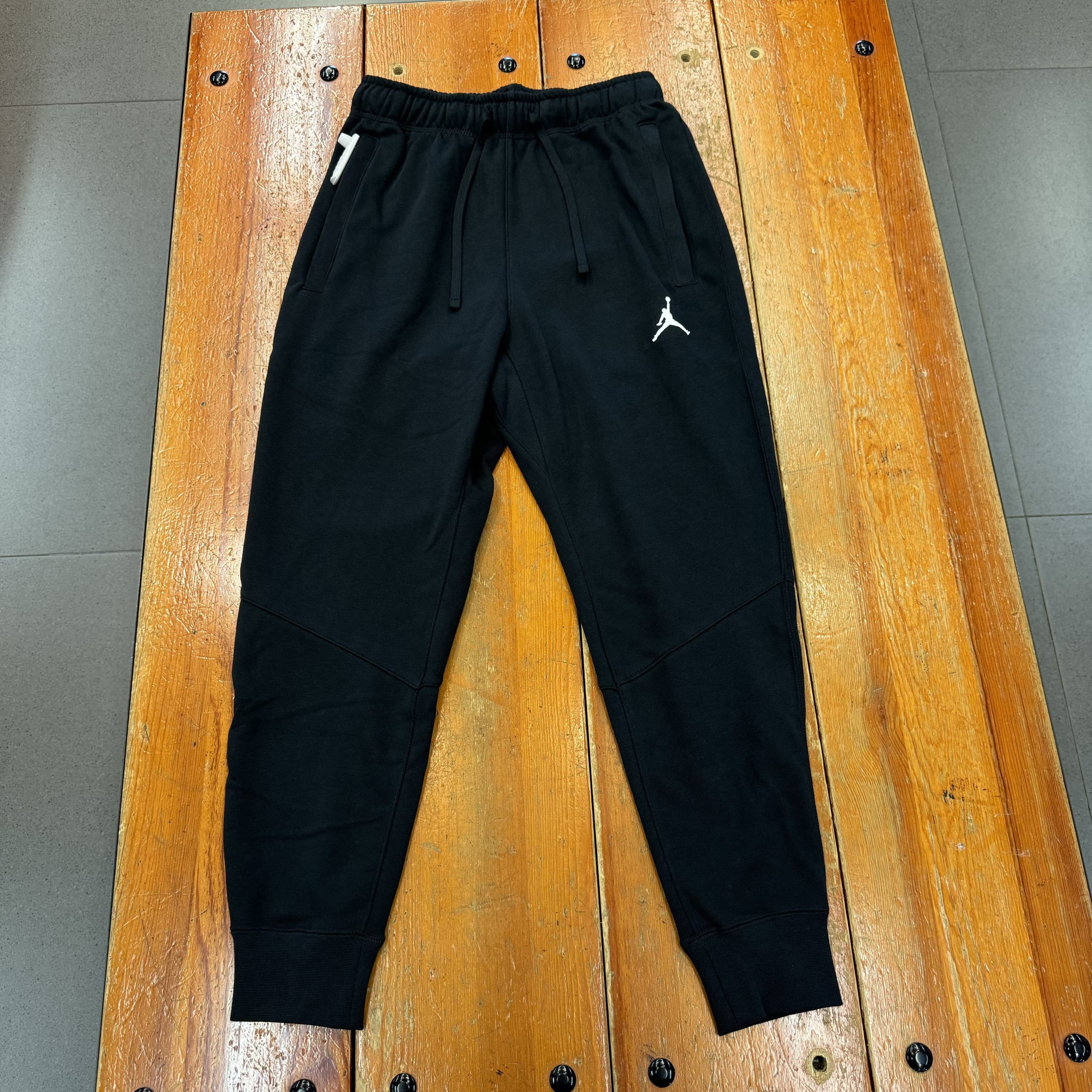 犇犇运动Nike/耐克 JORDAN 男子不加绒针织休闲长裤 DQ7333-010