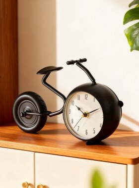 复古怀旧时钟摆件高级感小众客厅电视柜装饰品创意软装送朋友礼物