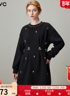 dfvc时尚休闲圆领卫衣裙女2025年冬季新款钉珠褶皱宽松冬装连衣裙