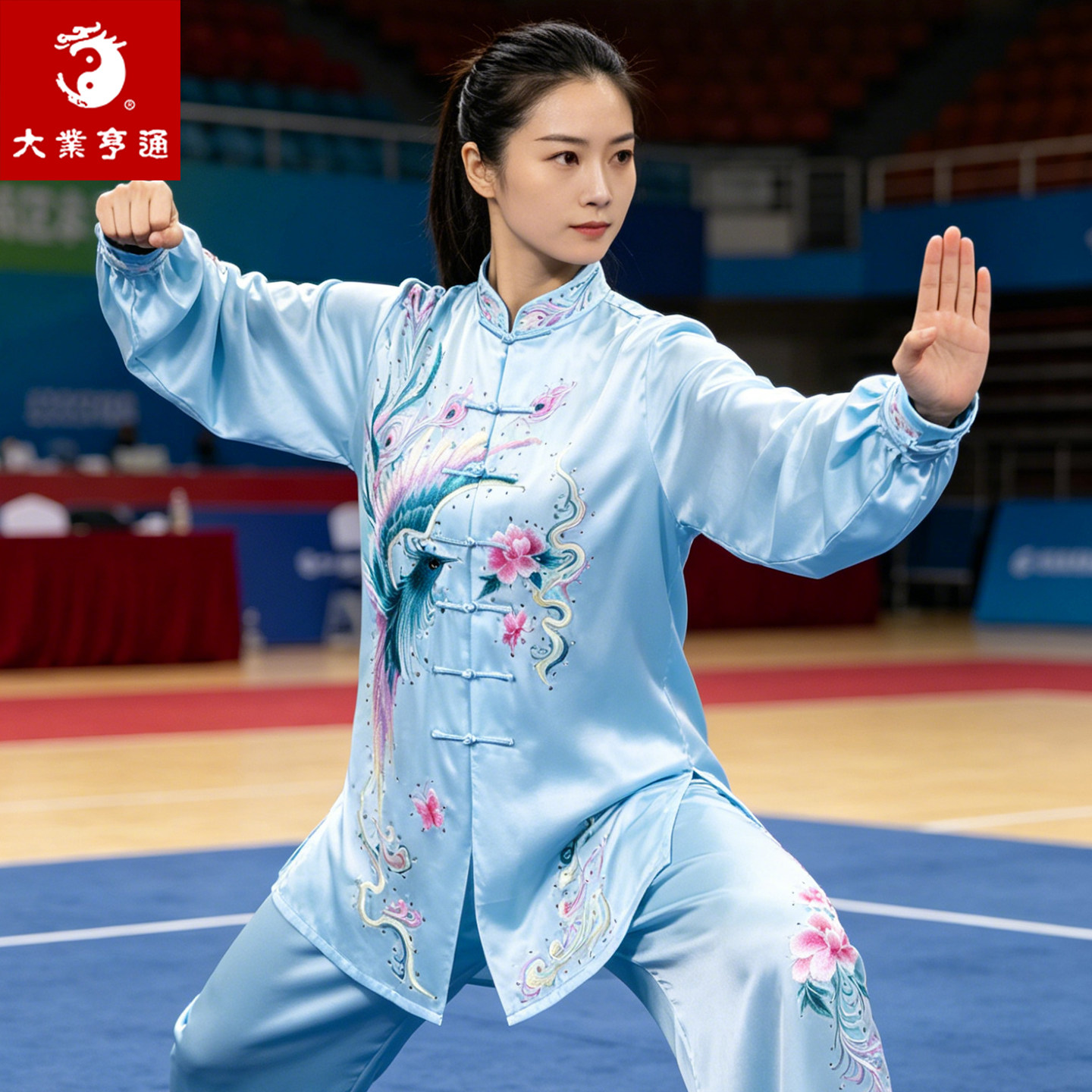 大业亨通真丝太极服装女高端定制图片