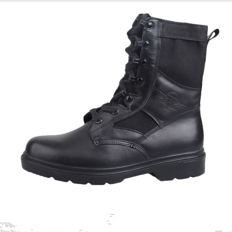 Bottes militaires - Ref 1396973 Image 1