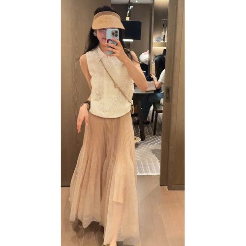 2N.COU妮蔻26夏新款轻奢新中式手工绣珠重工翻领衬衫女设计感上衣