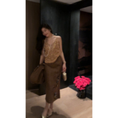 N.COU妮蔻25秋新款 时髦气质设计感重工闪闪亮片假两件V领内搭吊带