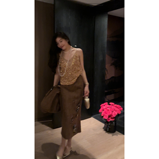 N.COU妮蔻25秋新款 时髦气质设计感重工闪闪亮片假两件V领内搭吊带