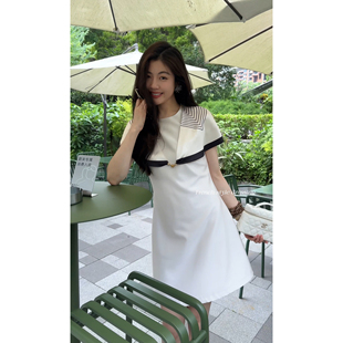 N.COU妮蔻26夏新款优雅法式气质披肩赫本风设计感贵气收腰连衣裙