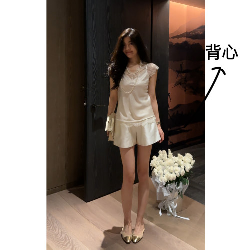 N.COU妮蔻25夏新款设计感百搭烫钻刺绣蕾丝拼接V领醋酸吊带背心女