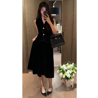 【N·COU】26秋新款【话语权】复古黑丝绒马甲套装DY92208