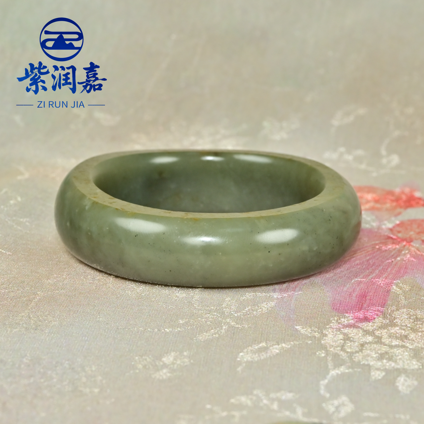 紫润嘉新疆和田玉鸭蛋青籽料手镯56.8mm洒金皮满皮随形肥厚款哑光
