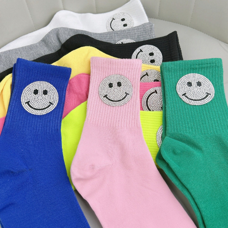 韩国春秋冬棉袜烫钻重工水钻笑脸黑色白色堆堆袜中筒长袜子女潮,纺织面料/辅料/配套,烫画/烫图/烫钻,淘宝优惠券,粉丝福利购,淘宝优惠卷