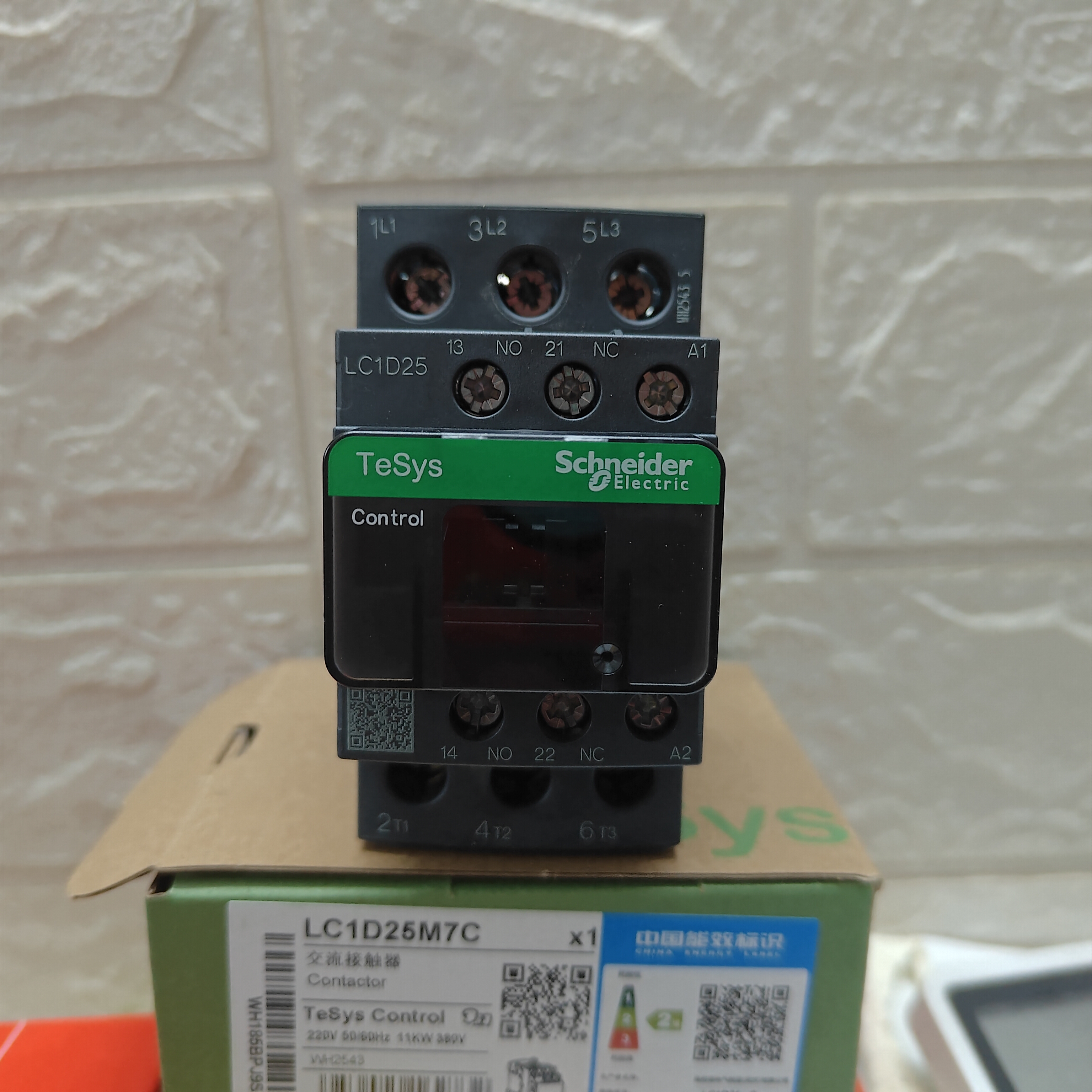 施耐德交流接触器新款DECA