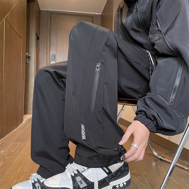 黑色软壳防水冲锋裤男款秋季潮牌