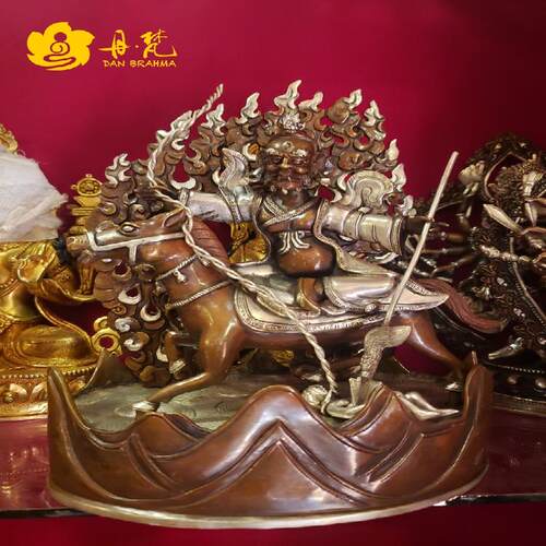 尼泊尔精品紫铜鎏银孜玛护法雕像 7寸手工铜雕像高22cm