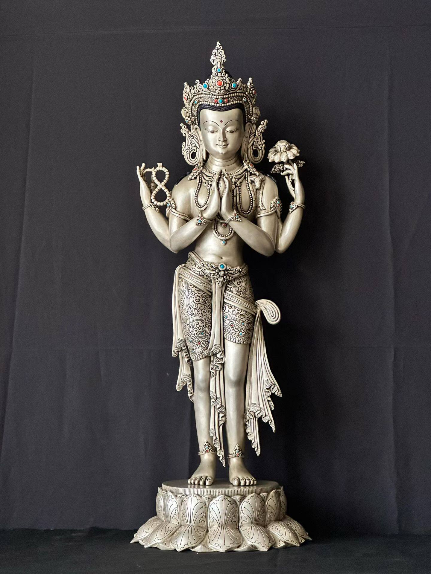尼泊尔四臂观音64cm鎏银站像稀有款 手工铜雕典藏艺术摆件