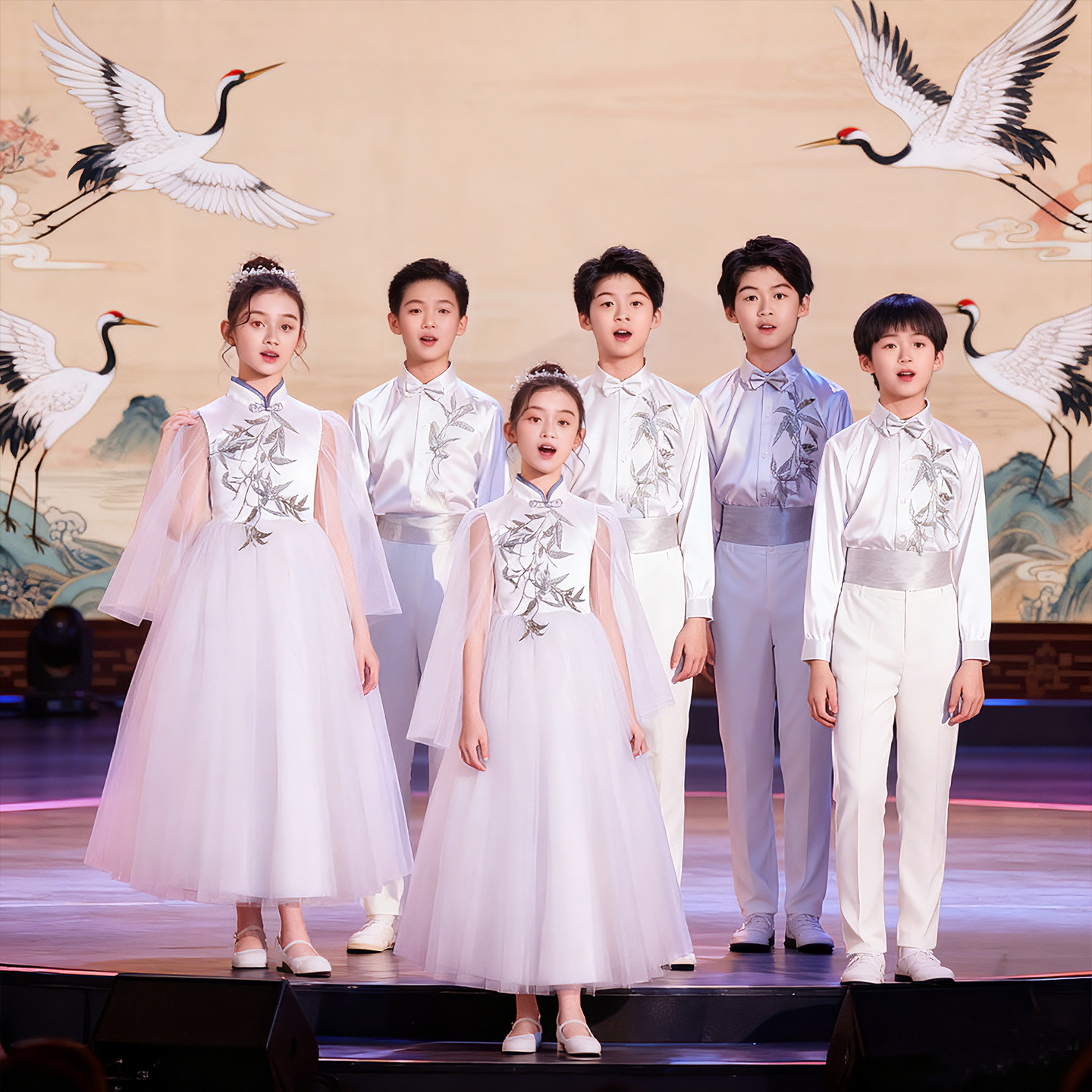 儿童古筝演出服合唱服表演服装图片