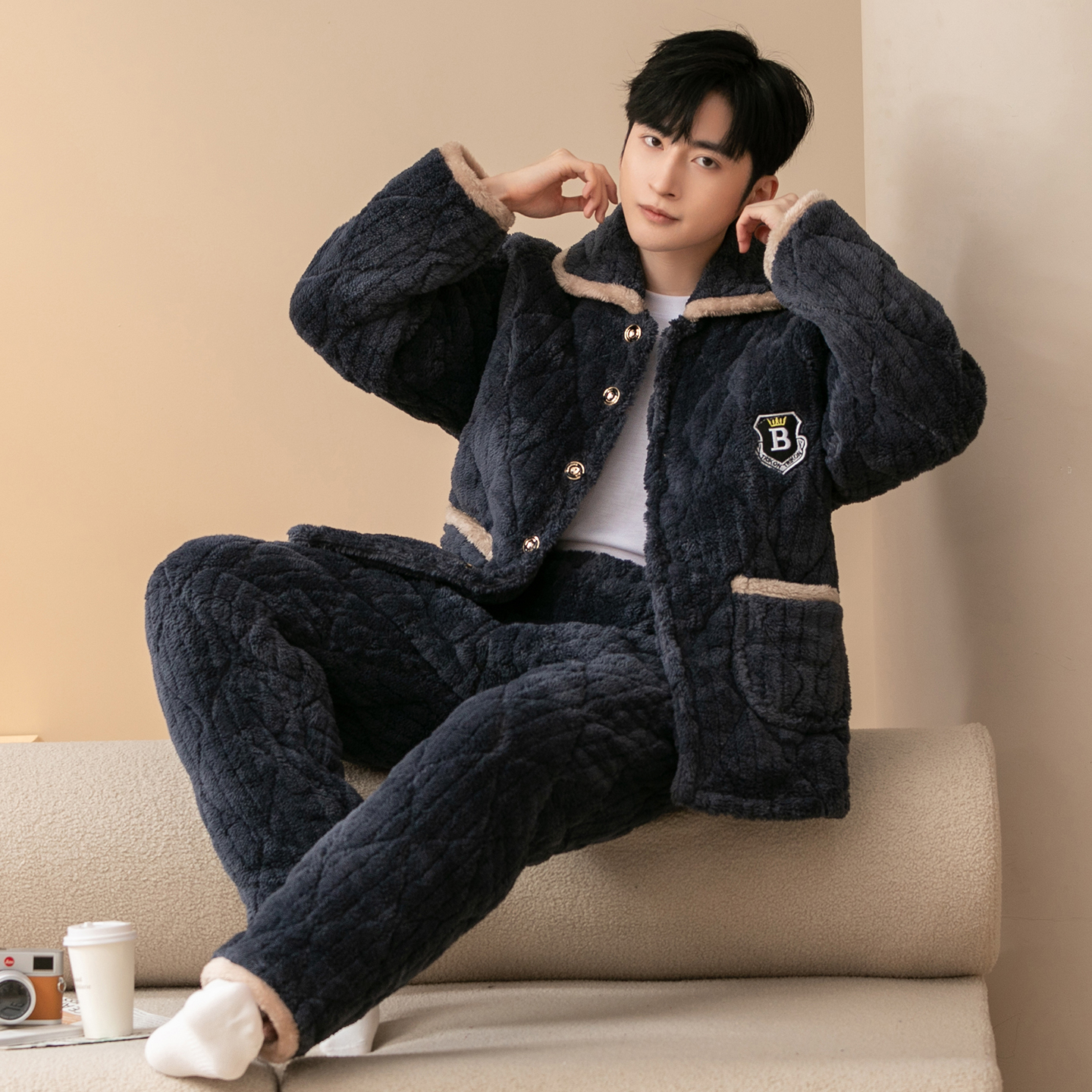男士睡衣三层夹棉加厚冬季法兰绒珊瑚绒秋冬款家居服保暖棉袄套装
