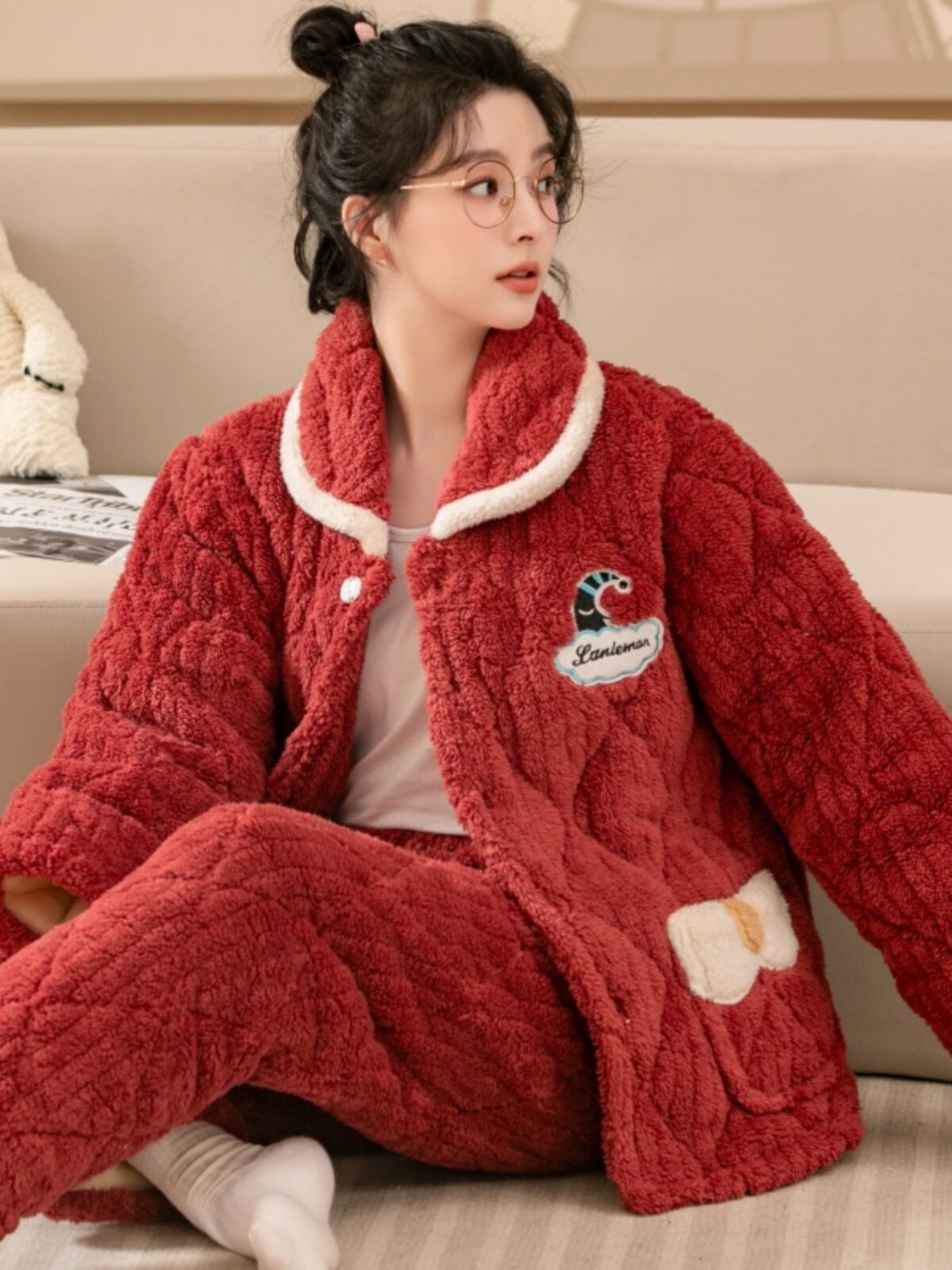 冬季睡衣女保暖加厚加绒三层夹棉袄秋冬新款法兰珊瑚绒家居服套装