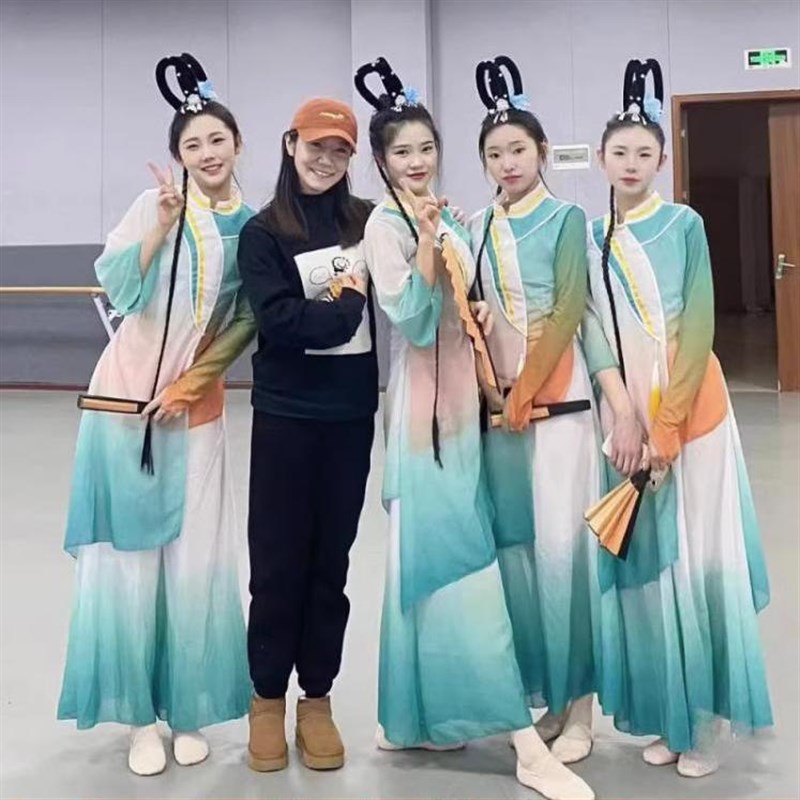 现货速发醉春风舞蹈服儿童演出服童古典舞表演飘逸中国风扇子广场