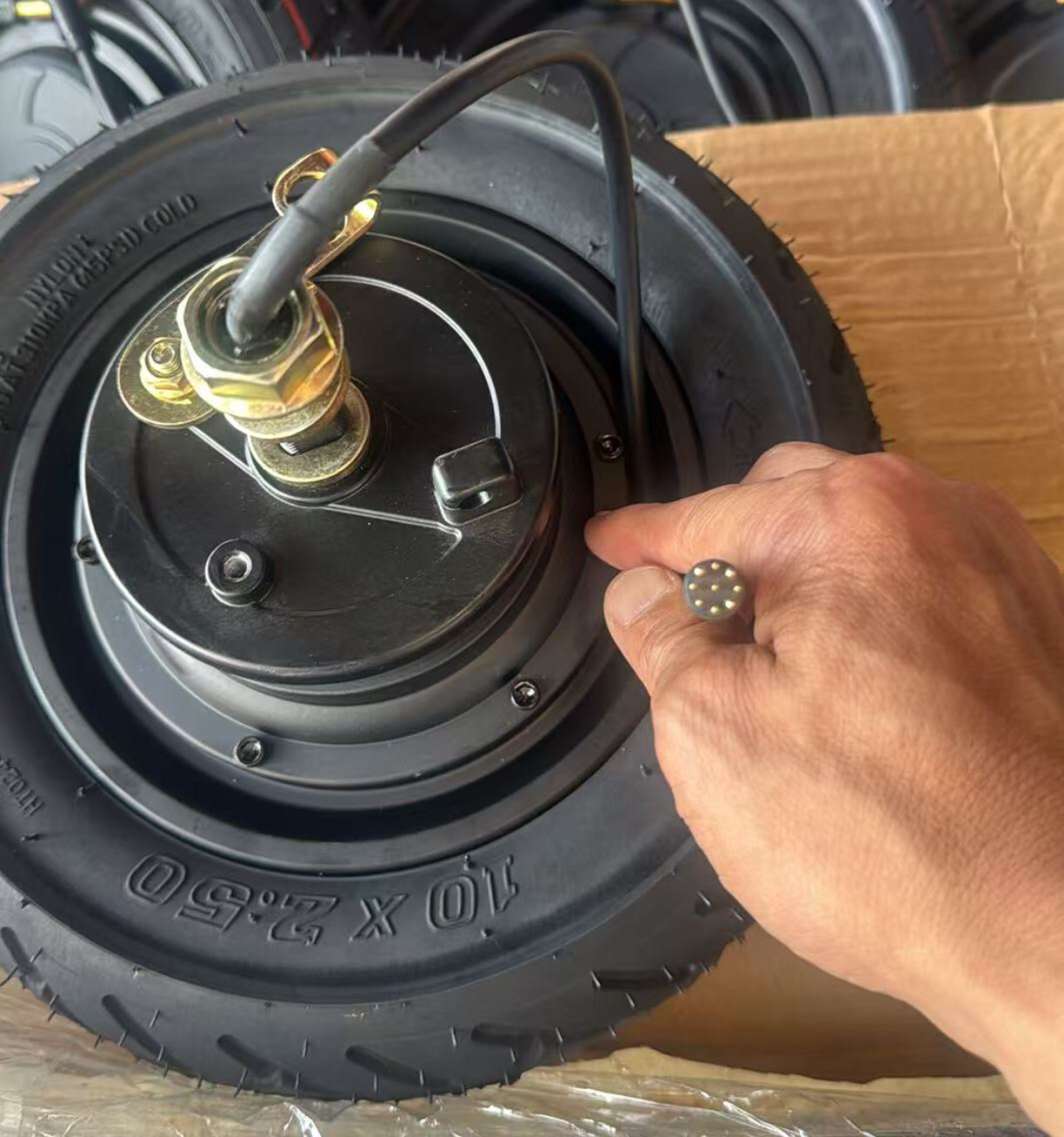 原厂斯克特折叠三轮车10寸定制专用/股刹九孔/九针快拆配件