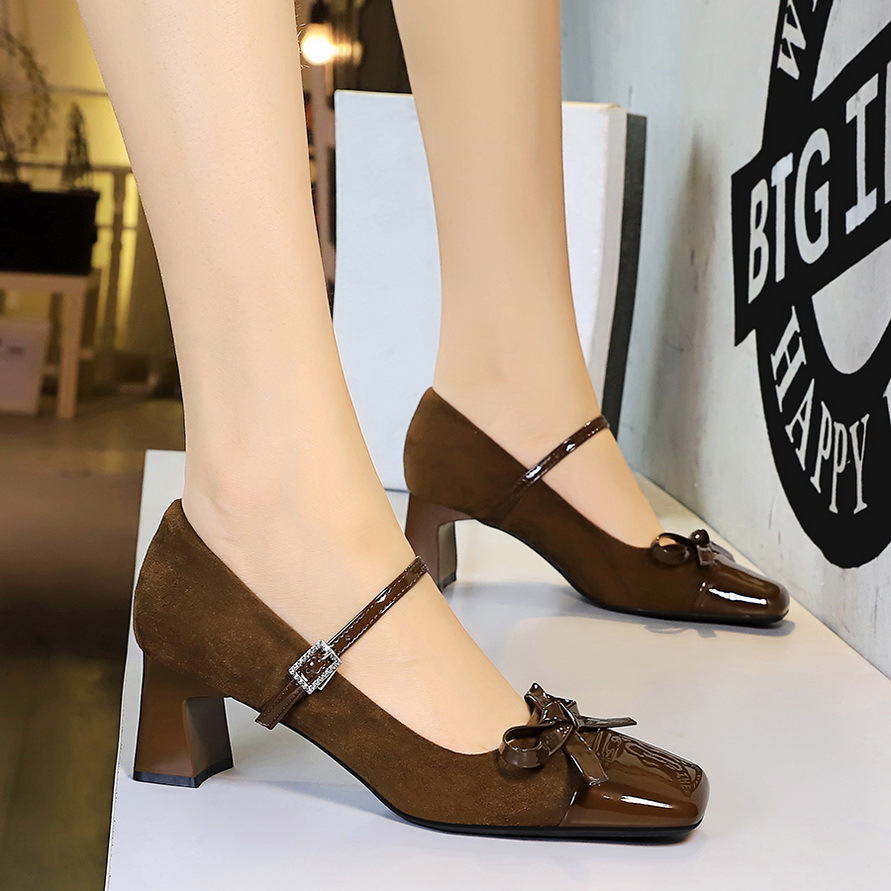 女鞋浅口中跟鞋绒面方头拼接单鞋蝴蝶结粗跟宴会女欧美风高级感新