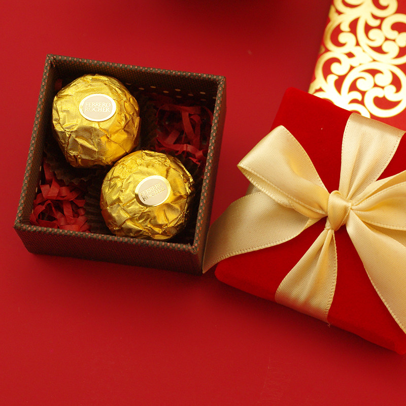 费列罗巧克力婚礼结婚喜糖成品礼盒2粒红色丝绒 圣诞节活动礼物