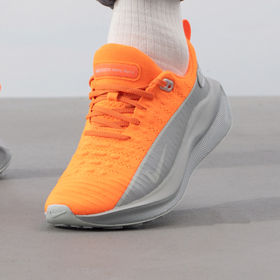 Nike耐克REACTX缓震透气跑鞋