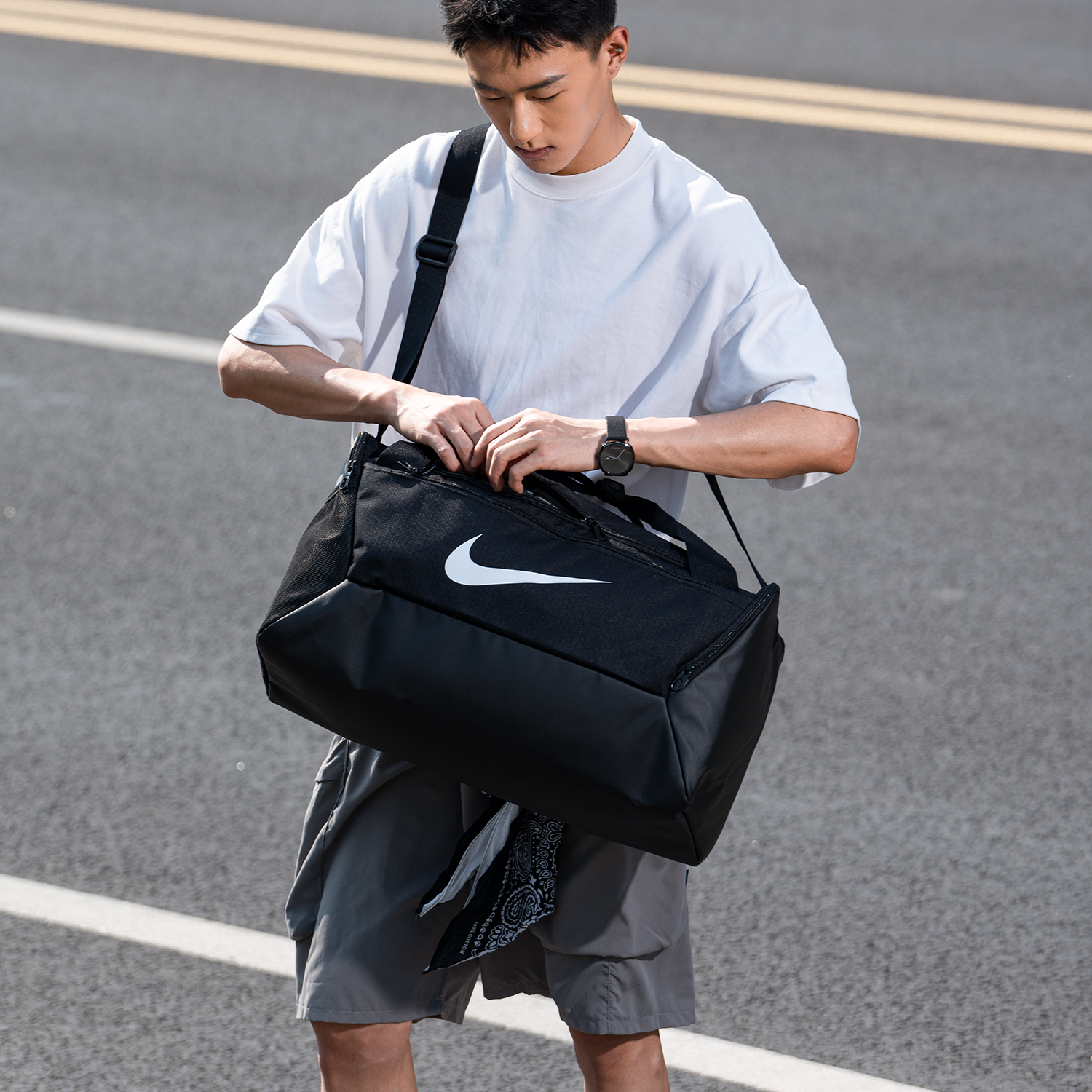 正品耐克大容量男女单肩包手拎包