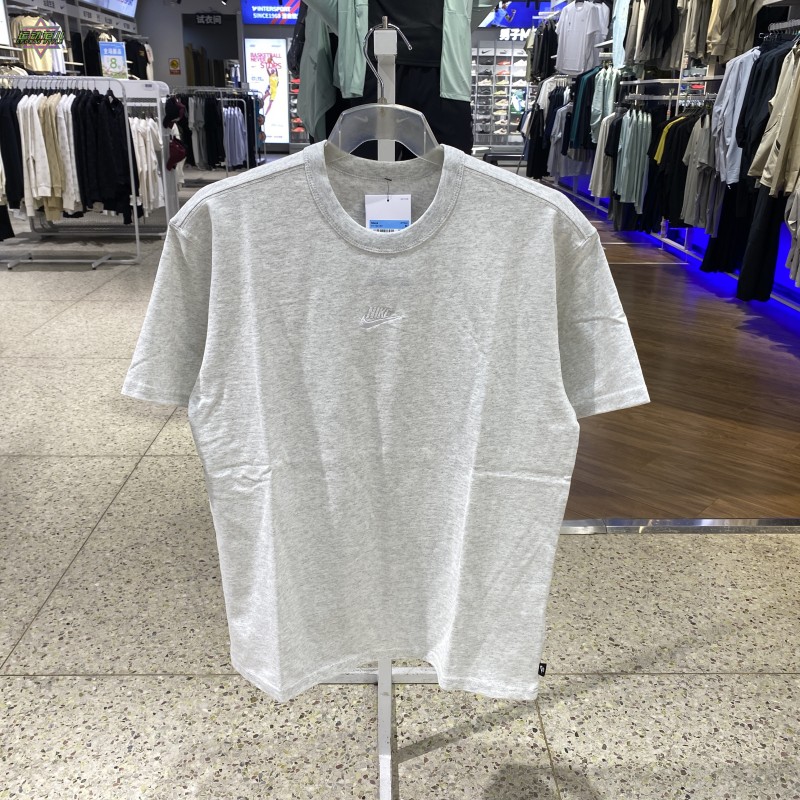 正品Nike耐克简约舒适透气百搭圆领纯棉男运动休闲短袖T恤IH1122 - 实物图