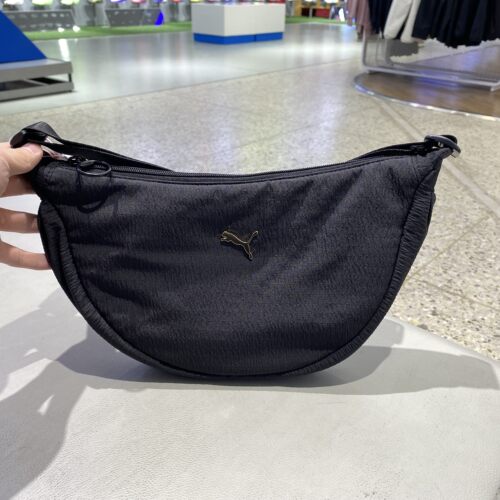 新款正品Puma彪马女款户外百搭运动休闲单肩背包斜挎包092707-01